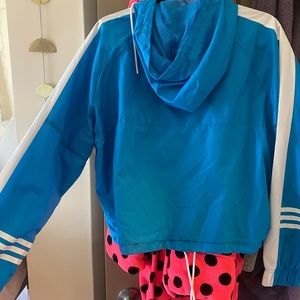 Adidas cropped adjustable windbreaker